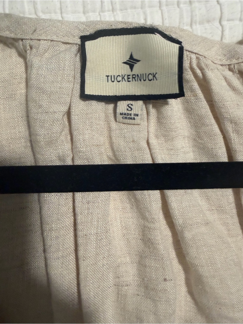 Tuckernuck Cream Linen SET - Top and shorts - Picture 3 of 4